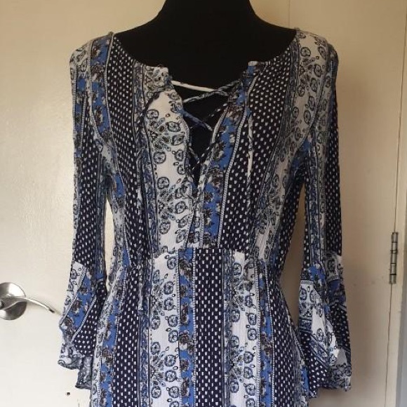 H&M Boho Dress NWT Size 4 Lace Up Front Deep V Back - Picture 5 of 6